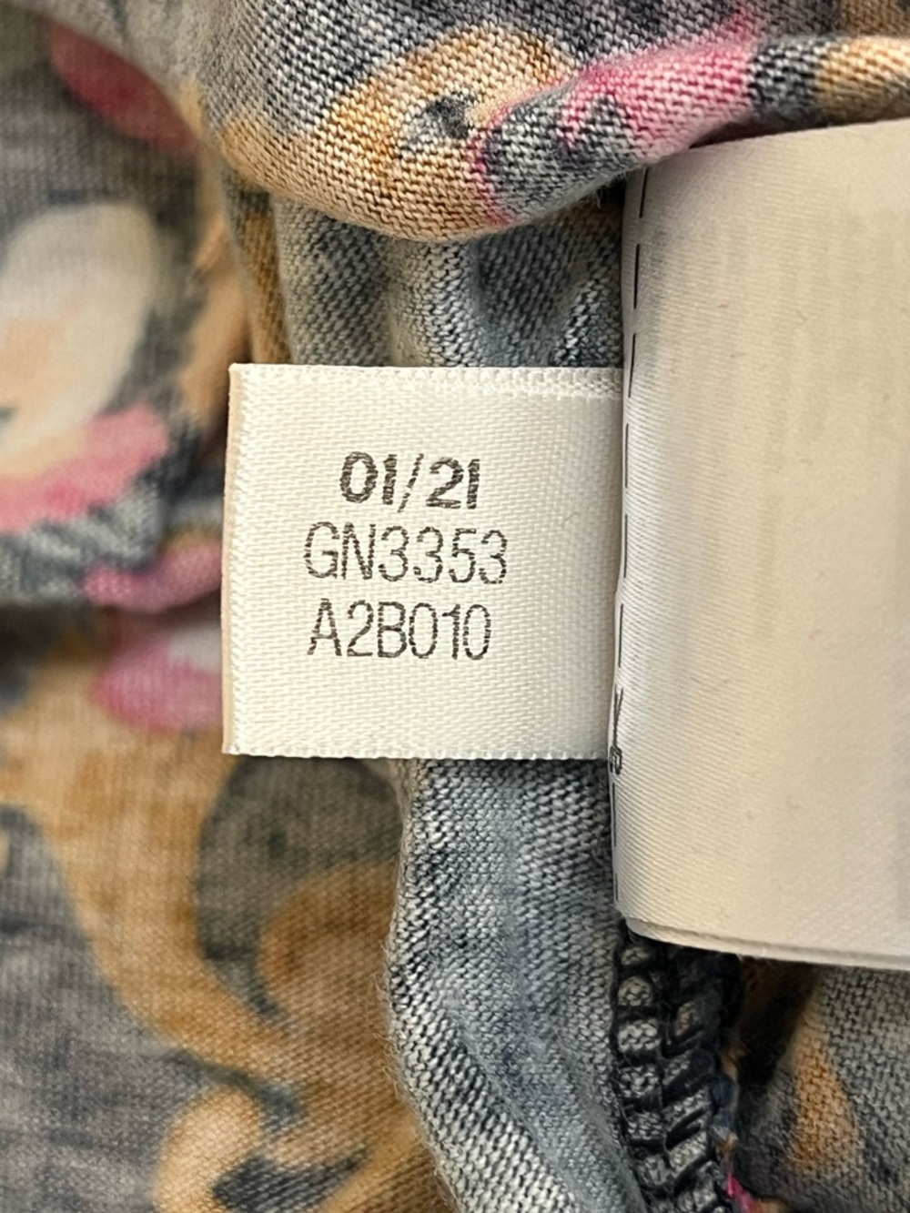Adidas HER Studio London floral tee in women’s size XL. - Picture 4 of 8